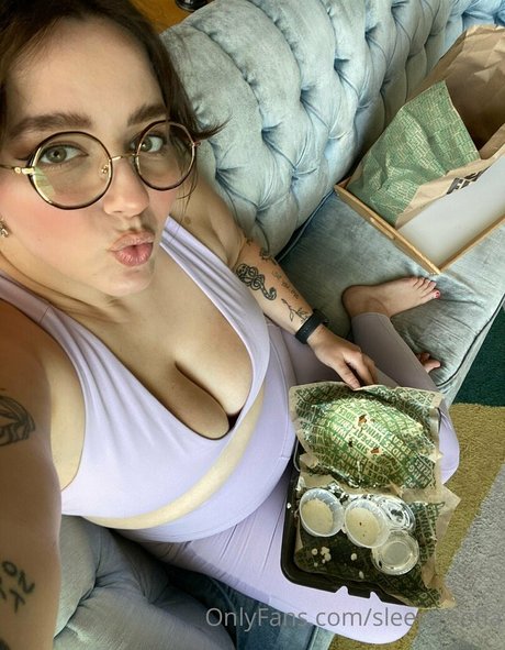 Nacktes geleaktes OnlyFans-Foto von Sleepysofia
