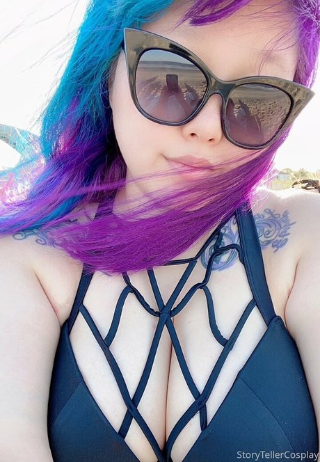 Nacktes geleaktes OnlyFans-Foto von Storytellercosplay