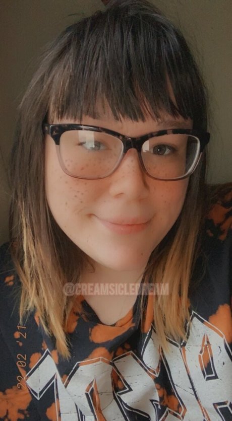 Nacktes geleaktes OnlyFans-Foto von Cumdumphime