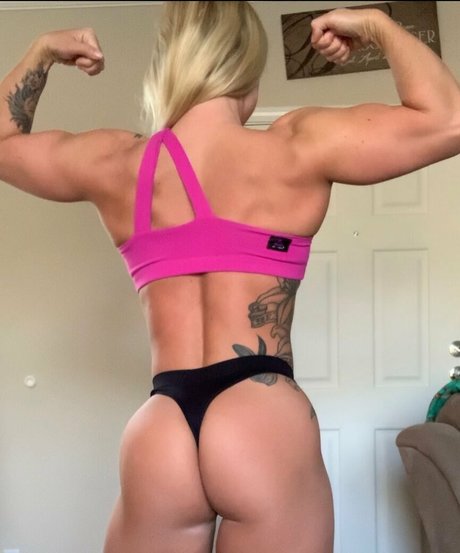 Nacktes geleaktes OnlyFans-Foto von Kendrabfit