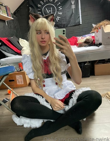 Petite-twink