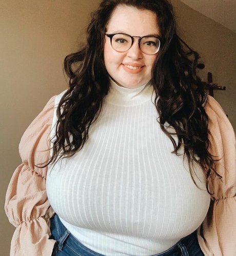 Nacktes geleaktes OnlyFans-Foto von Ahitsnatalie