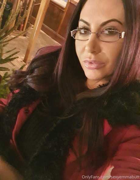 Sexyemmabutt