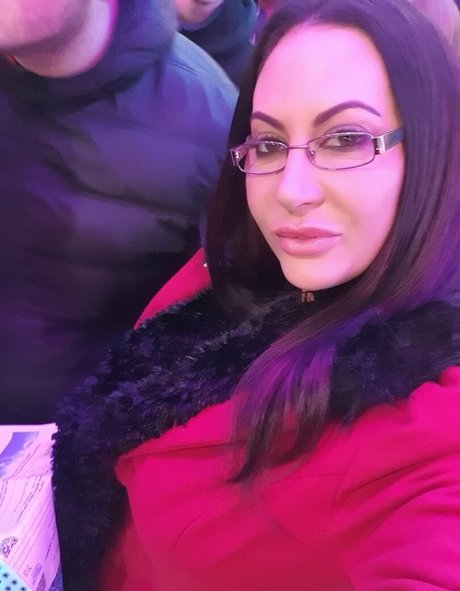 Sexyemmabutt