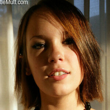 Nacktes geleaktes OnlyFans-Foto von Littlemutt