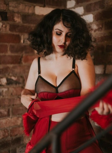 Nacktes geleaktes OnlyFans-Foto von Aimee Leigh