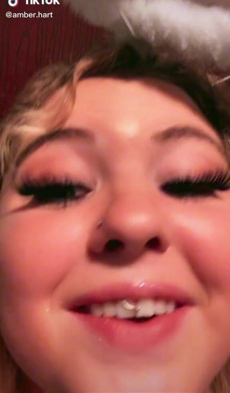 Nacktes geleaktes OnlyFans-Foto von Amberly