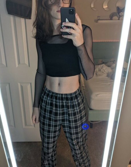 Nacktes geleaktes OnlyFans-Foto von Shaninjago