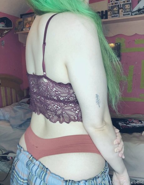 Pixxxiebelle