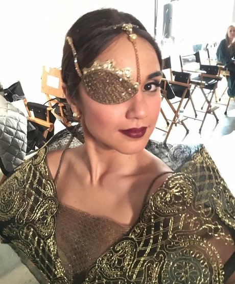 Nacktes geleaktes OnlyFans-Foto von Summer Bishil