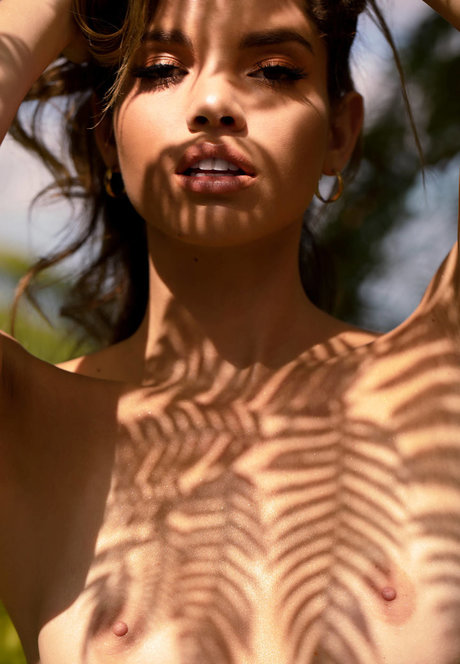 Nacktes geleaktes OnlyFans-Foto von Yoli Lara