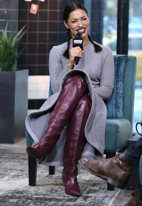 Nacktes geleaktes OnlyFans-Foto von Janina Gavankar