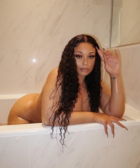 Nacktes geleaktes OnlyFans-Foto von Passion Jonesz