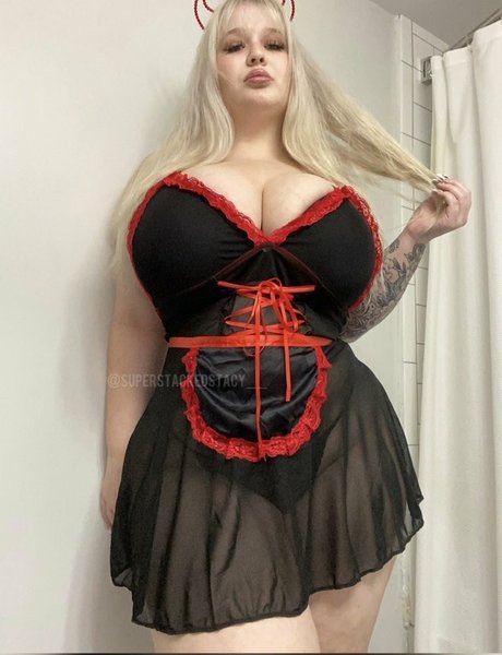 Nacktes geleaktes OnlyFans-Foto von Stacy