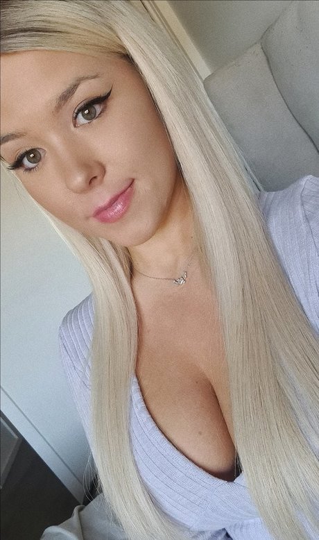 Nacktes geleaktes OnlyFans-Foto von Kimjade999