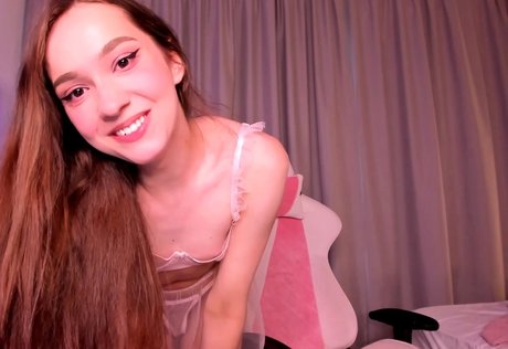 Nacktes geleaktes OnlyFans-Foto von Lilylanska