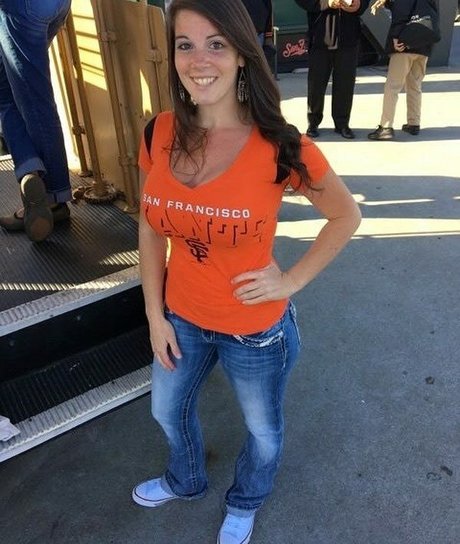Tittyqueen77
