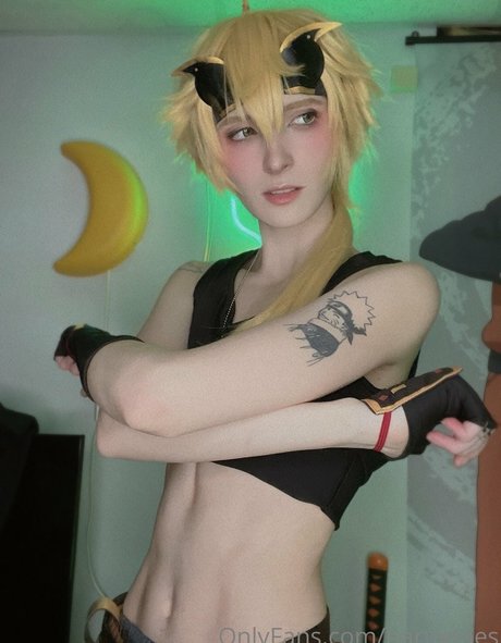 Nacktes geleaktes OnlyFans-Foto von Naruxtoes