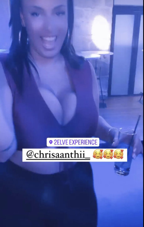 Nacktes geleaktes OnlyFans-Foto von Chrysanthie