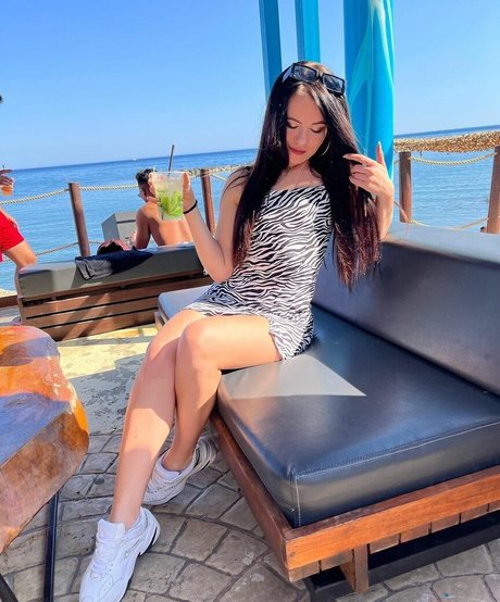 Nacktes geleaktes OnlyFans-Foto von Anjelika Basova