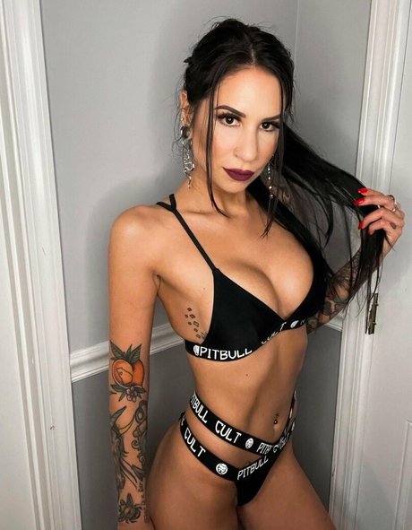 Nacktes geleaktes OnlyFans-Foto von Missgio92