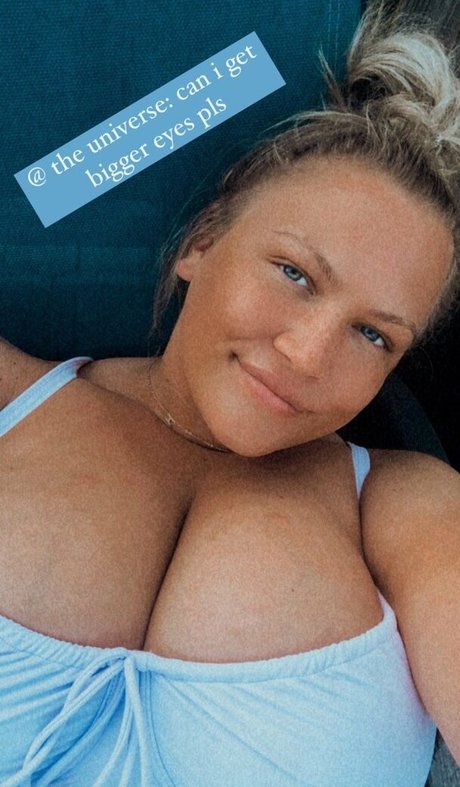 Nacktes geleaktes OnlyFans-Foto von Hayden Buchko
