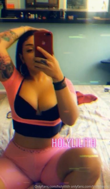 Nacktes geleaktes OnlyFans-Foto von Lilith