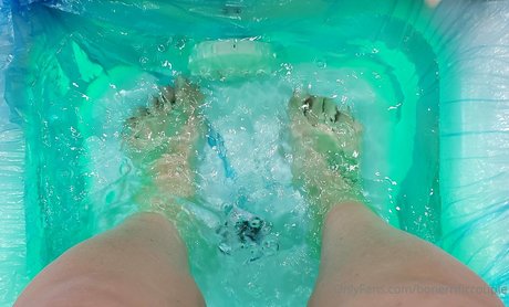 Nacktes geleaktes OnlyFans-Foto von Bonerrificcouple