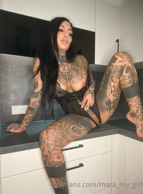Nacktes geleaktes OnlyFans-Foto von Mara Inkperial