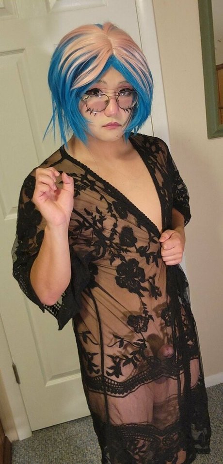 Nacktes geleaktes OnlyFans-Foto von Cuteukeboy