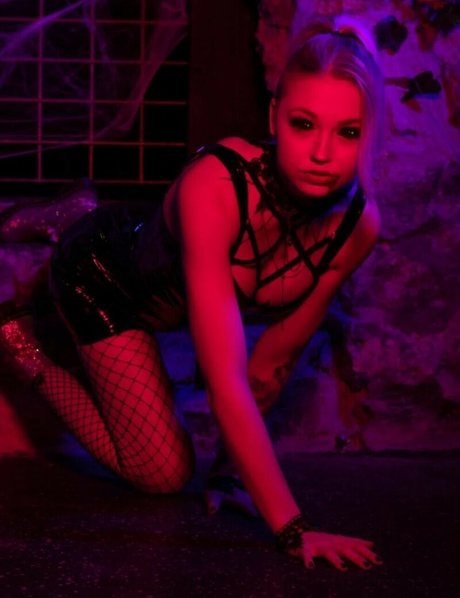 Nacktes geleaktes OnlyFans-Foto von Sinchen