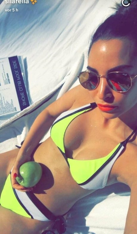 Nacktes geleaktes OnlyFans-Foto von Sila Sahin