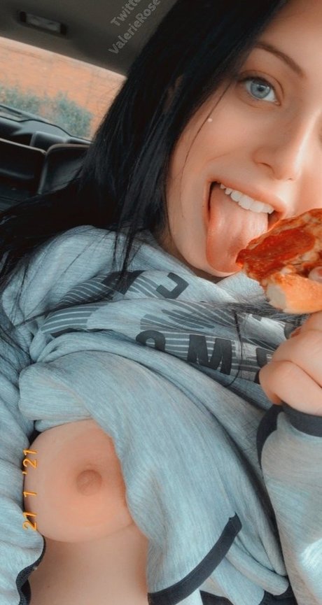 Nacktes geleaktes OnlyFans-Foto von Valerierosee