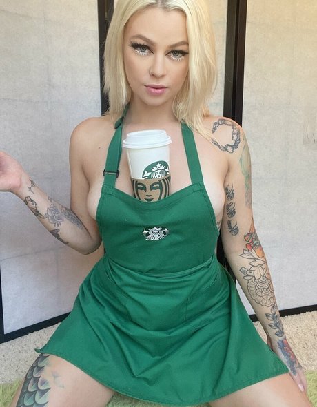 Nacktes geleaktes OnlyFans-Foto von Babes Espresso Baristas