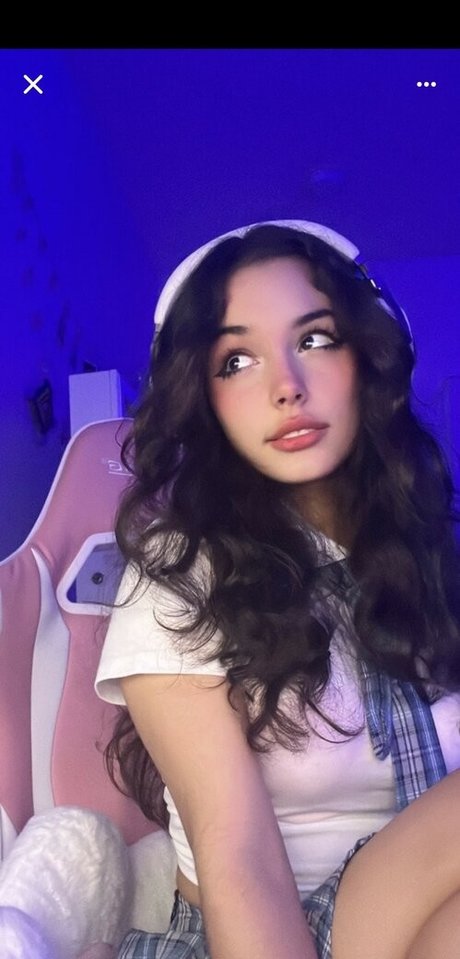 Nacktes geleaktes OnlyFans-Foto von Aleebabes