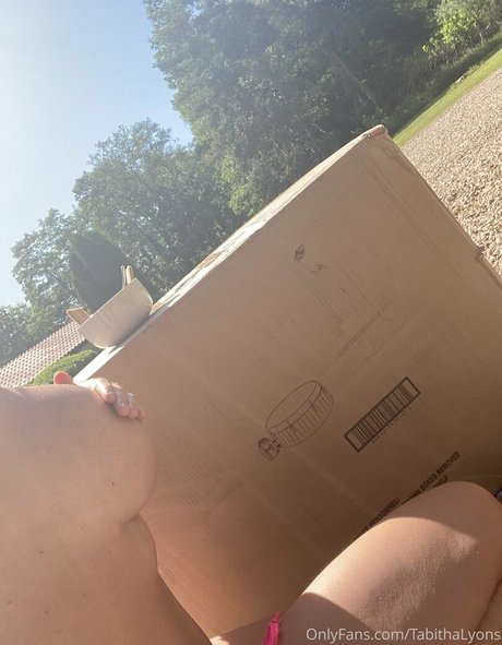 Nacktes geleaktes OnlyFans-Foto von Arty Fakes