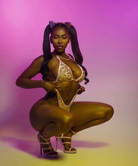 Kash Doll