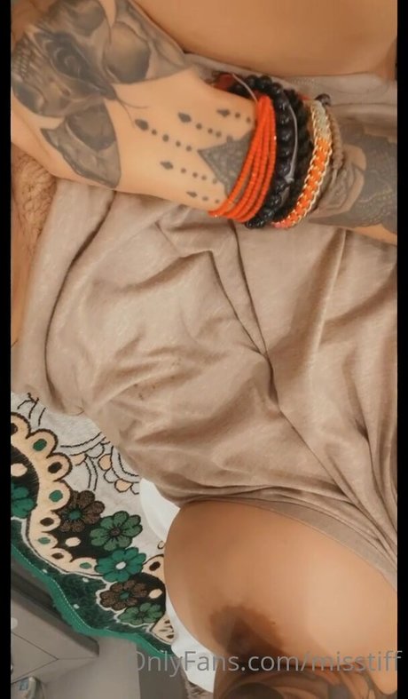 Nacktes geleaktes OnlyFans-Foto von Misstiff