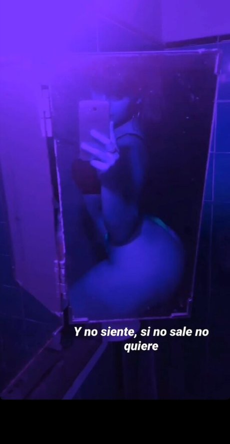 Nacktes geleaktes OnlyFans-Foto von Paradisi02