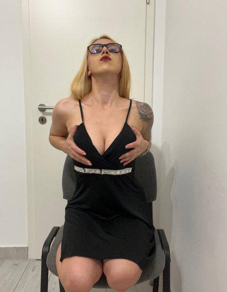 Nacktes geleaktes OnlyFans-Foto von Goddessblaze