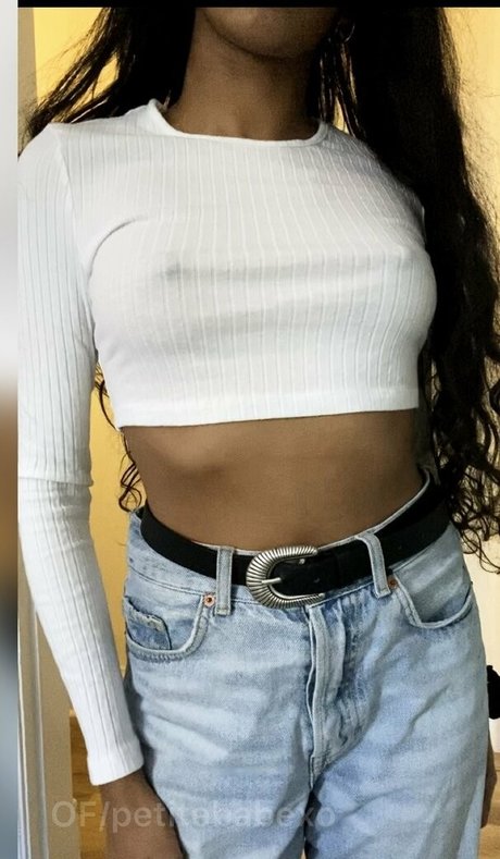 Nacktes geleaktes OnlyFans-Foto von Petitebabexo