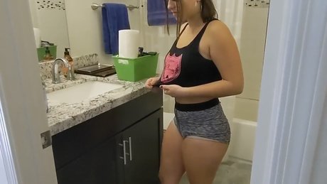 Nacktes geleaktes OnlyFans-Foto von Good Charlotte