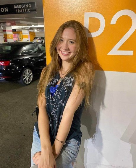 Nacktes geleaktes OnlyFans-Foto von Jordan Burton