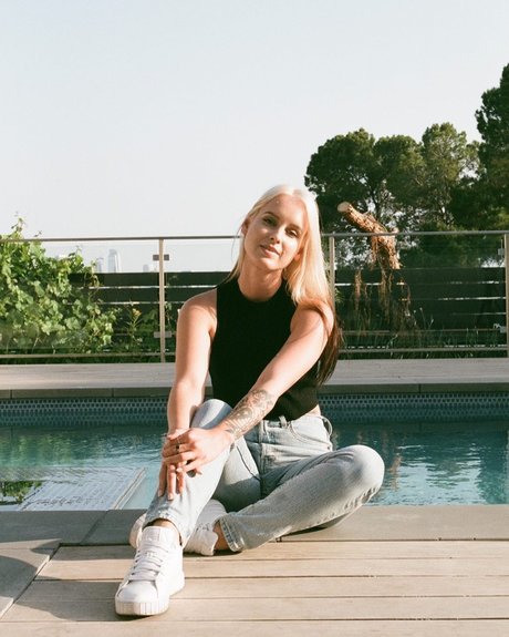 Nacktes geleaktes OnlyFans-Foto von Sonja Reid
