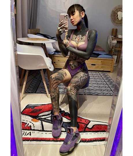 Nacktes geleaktes OnlyFans-Foto von Angelie Pench