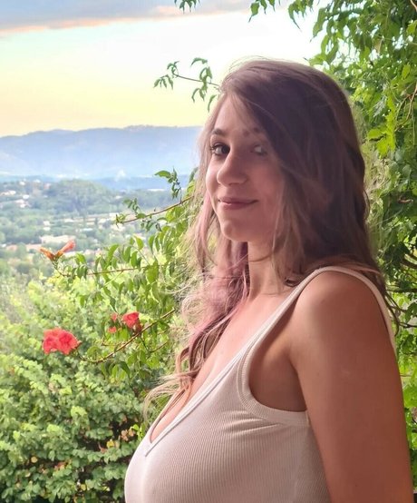 Nacktes geleaktes OnlyFans-Foto von Yonia