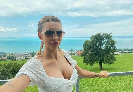 Nacktes geleaktes OnlyFans-Foto von Mandy Reynolds
