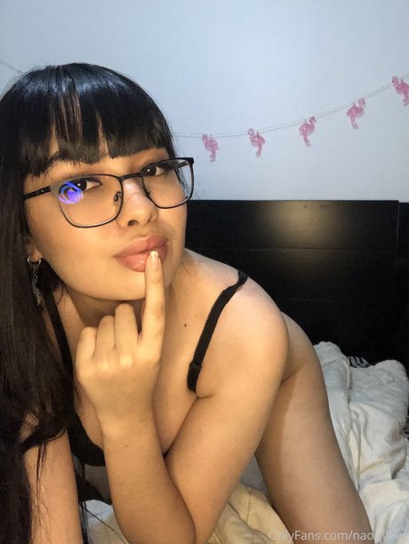 Nacktes geleaktes OnlyFans-Foto von Naomieve