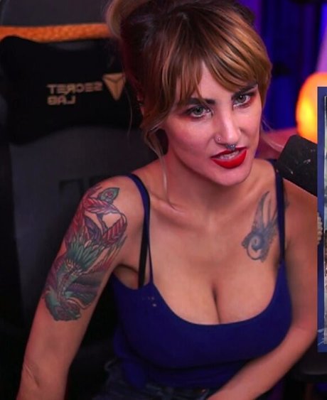 Nacktes geleaktes OnlyFans-Foto von Nagisake