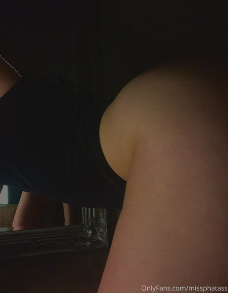 Nacktes geleaktes OnlyFans-Foto von Missphatass